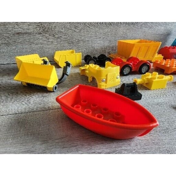 Mixed Lot Of Lego DUPLO Vehicle Parts - Costruction Cars, Trucks, Loading Chute - Picture 8 of 9